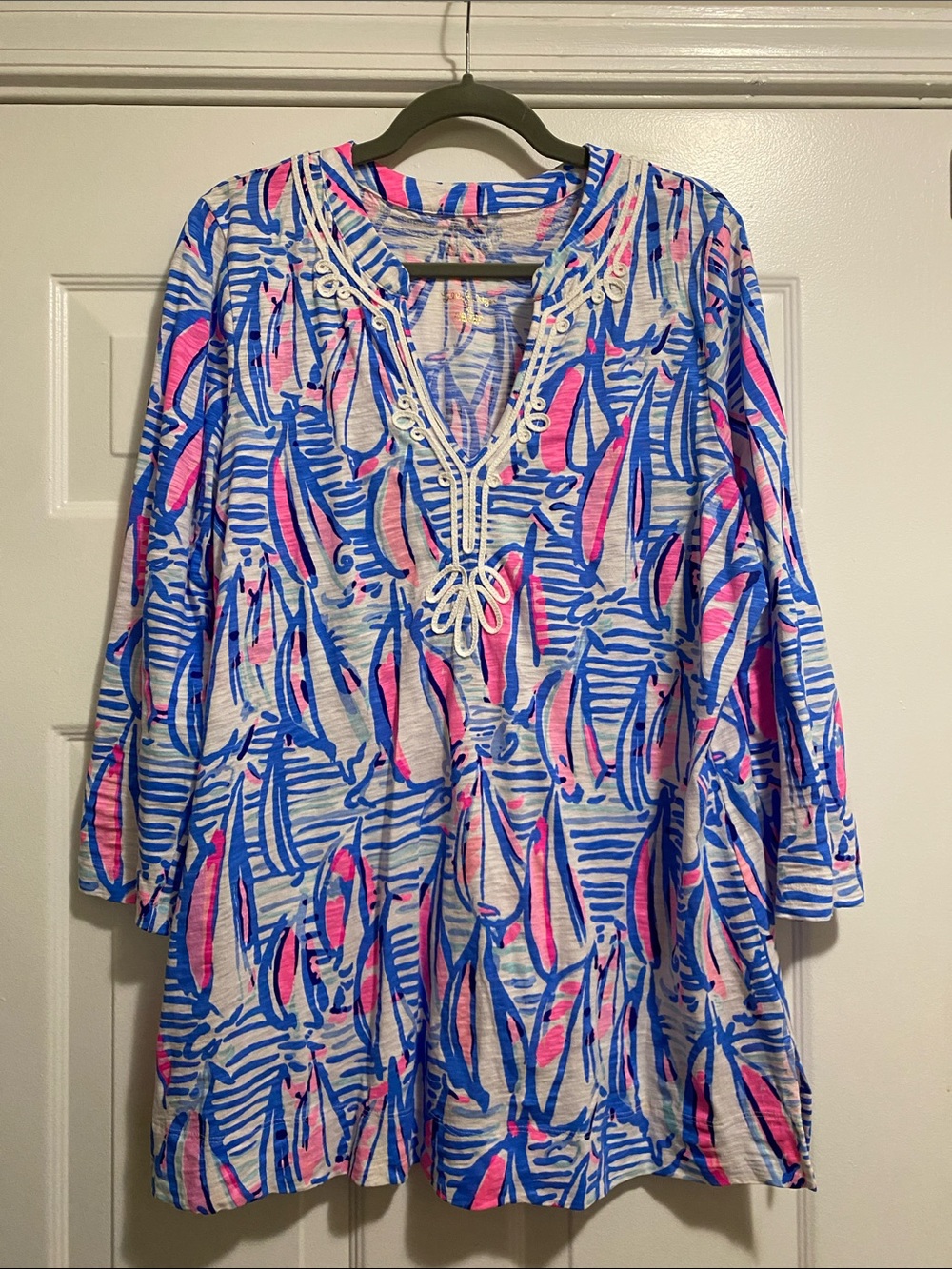 Lilly Pulitzer V-Neck Tunic in “Red Right Return” Retired/HTF Print